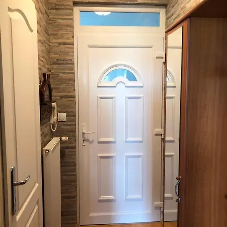 Panorámás Kis Apartman *